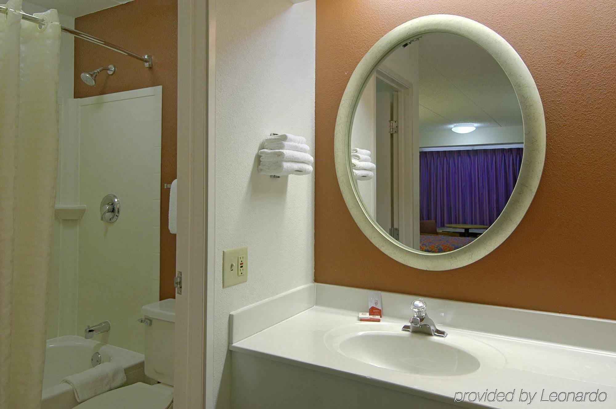 Red Roof Plus Chicago - Hoffman Estates Chambre photo